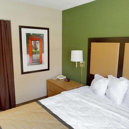 Extended Stay America Select Suites - Orlando - Lake Mary - 1040 Greenwood Blvd Bagian luar foto