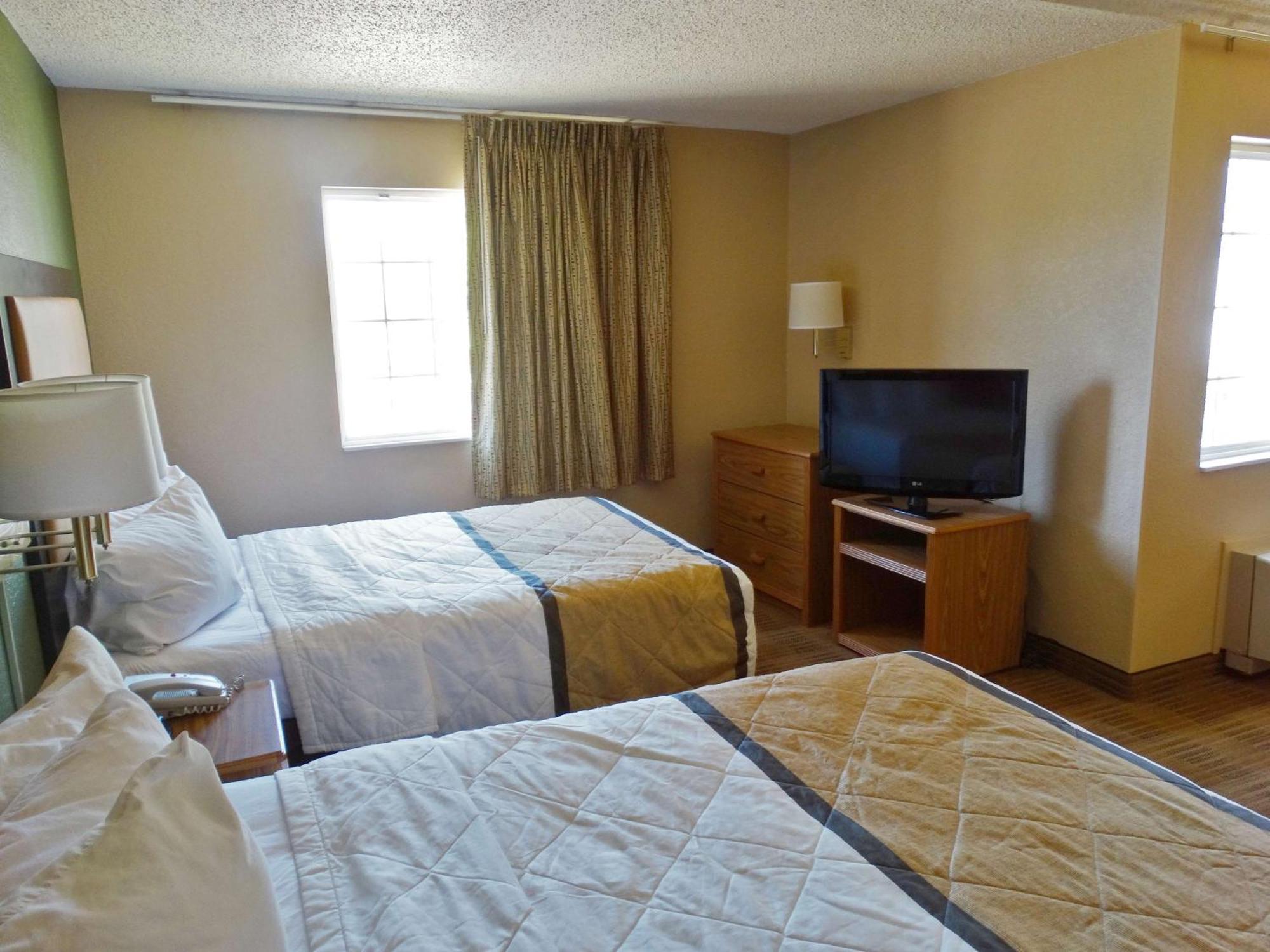 Extended Stay America Select Suites - Orlando - Lake Mary - 1040 Greenwood Blvd Bagian luar foto