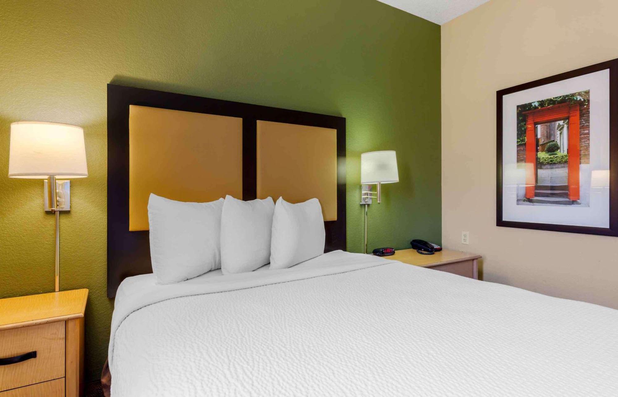 Extended Stay America Select Suites - Orlando - Lake Mary - 1040 Greenwood Blvd Bagian luar foto