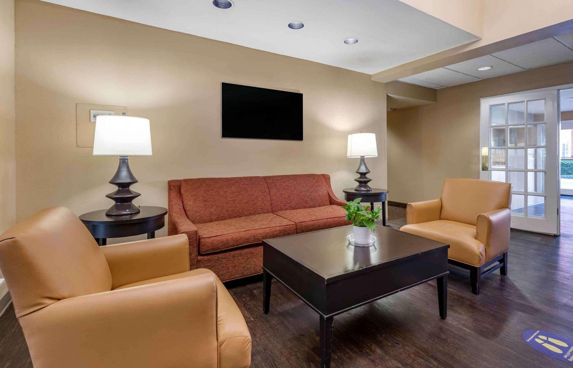 Extended Stay America Select Suites - Orlando - Lake Mary - 1040 Greenwood Blvd Bagian luar foto