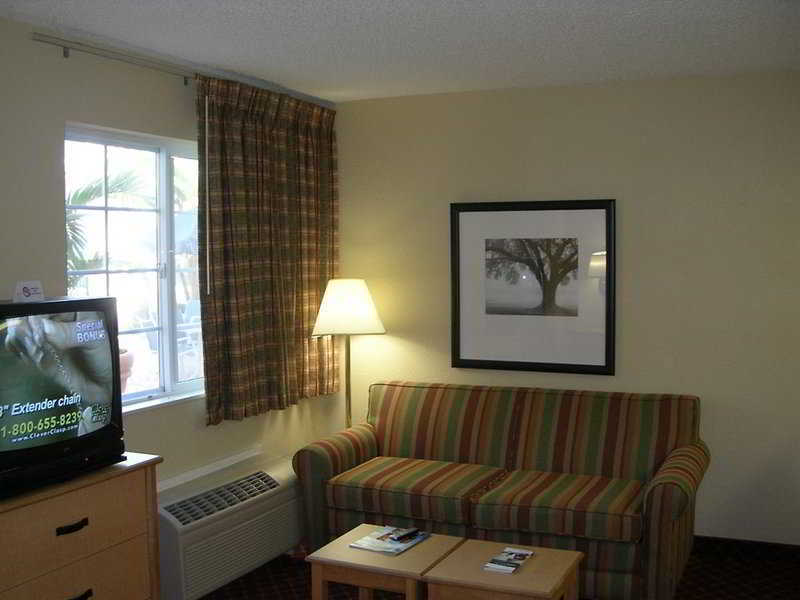 Extended Stay America Select Suites - Orlando - Lake Mary - 1040 Greenwood Blvd Bagian luar foto